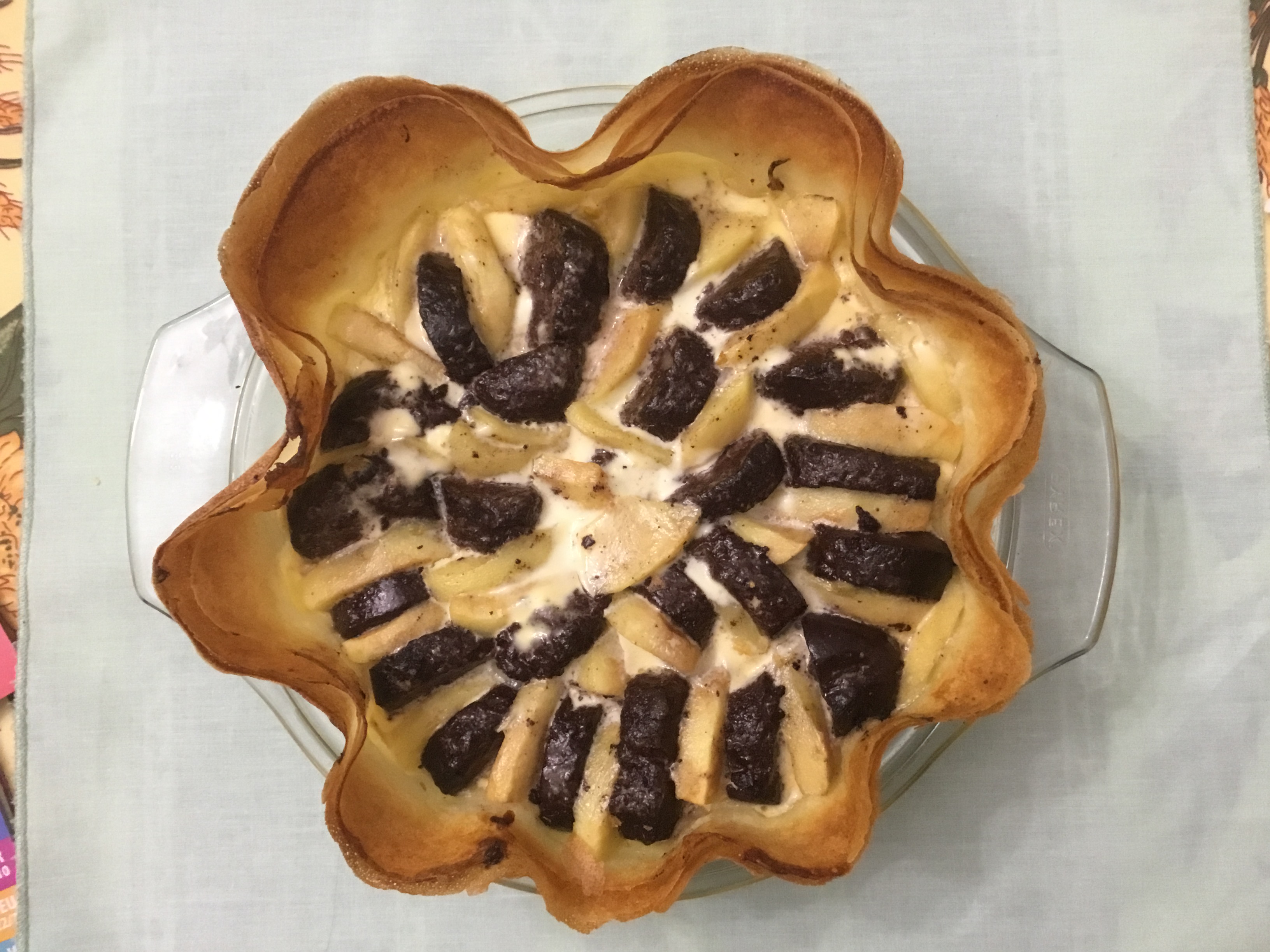 Tarte de boudin en feuilles de brik aux 2 pommes